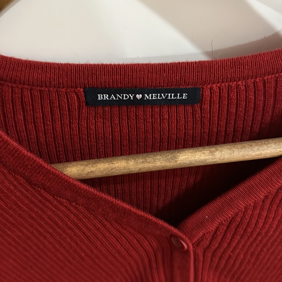 Cute crimson l brandy Melville button up cardigan - Picture 2 of 2
